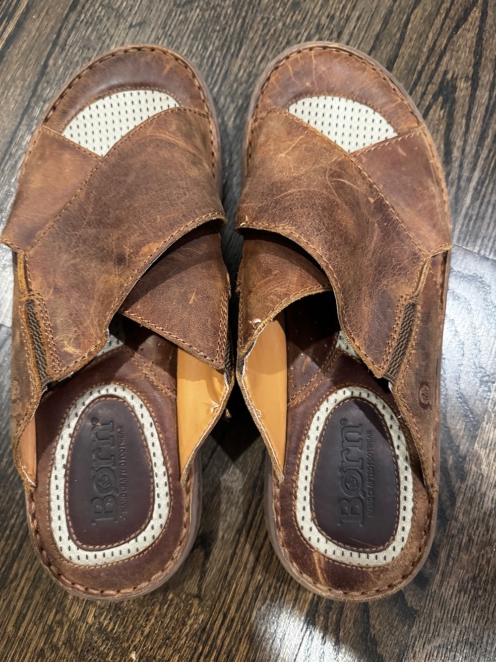 Born • Men’s Hesi Leather Brown Slide Sandals (13) - Picture 5 of 7